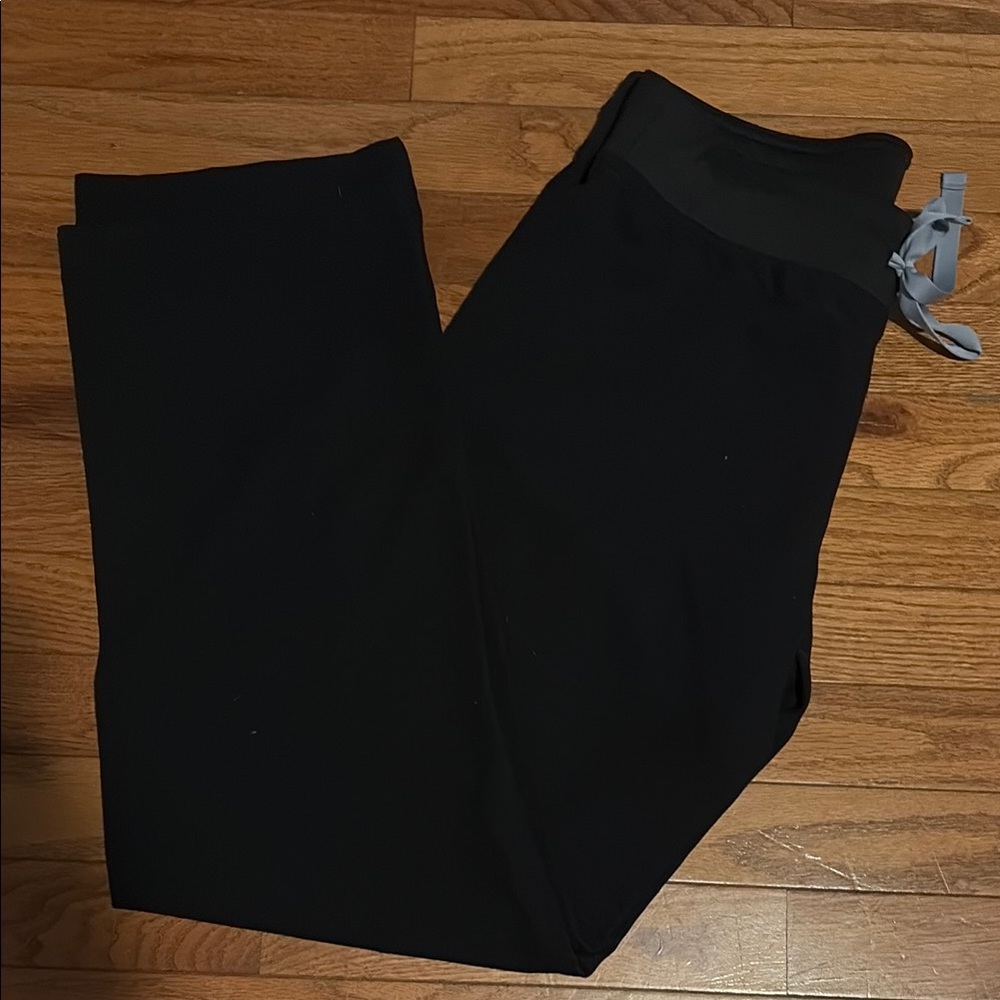 FIGS Technical Collection Black Scrub Pants- Women’s Small Petite